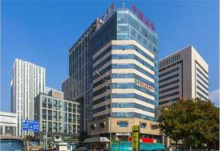 辽宁TE系列图腾九折型材机柜